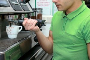 Read more about the article פנקו את הלקוחות והעובדים שלכם עם עגלת קפה